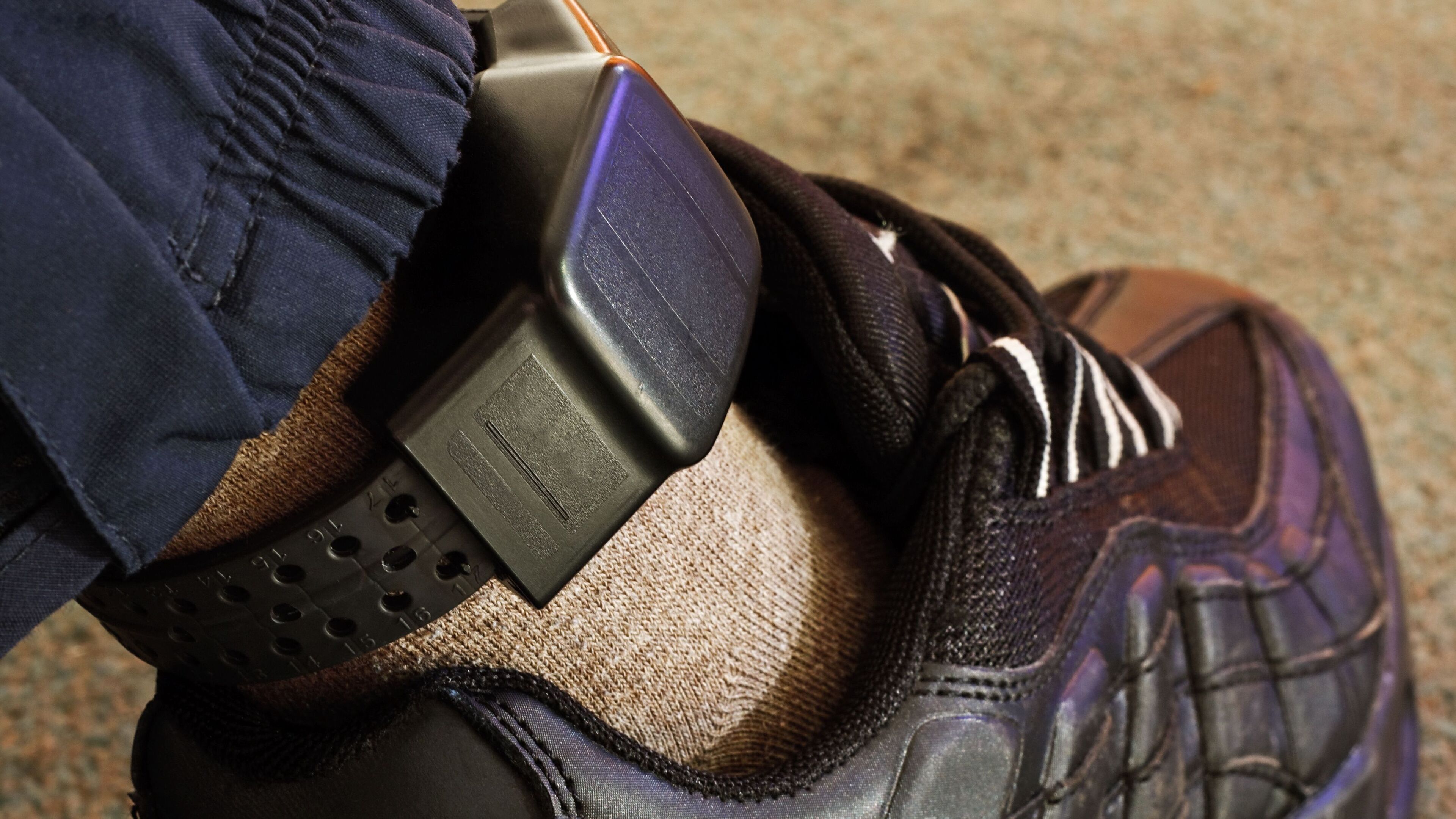 Electronic tagging of prisoners to finally commence as State signs off on contract